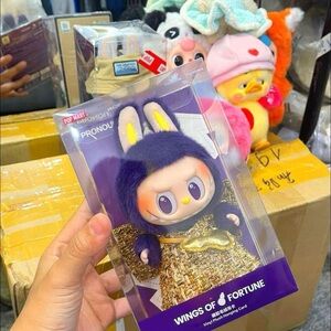 Labubu (WINGS OF FORTUNE)